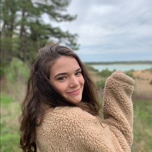 Meet your Posher, Sara